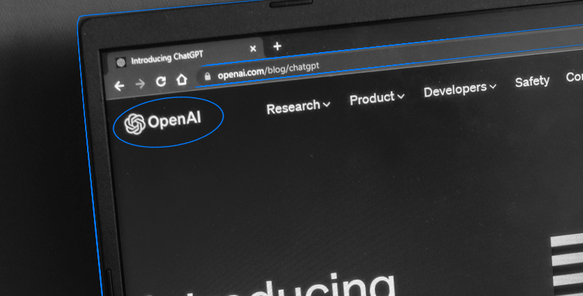 Ein Bildschirm, worauf die geöffnete ChatGPT Seite zu sehen ist.